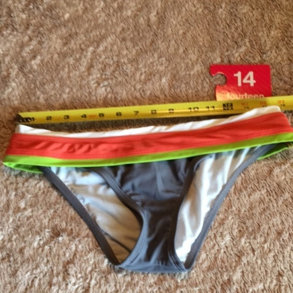 BCA by REBECCA VIRTUE Ladies 2pc Tankini - size Medium - Picture 9 of 13